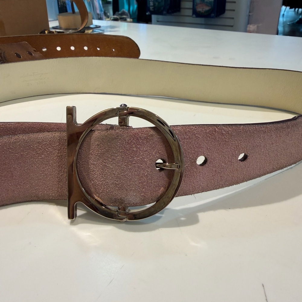 Salvatore Ferragamo Suede & Leather Belt - Picture 4 of 8